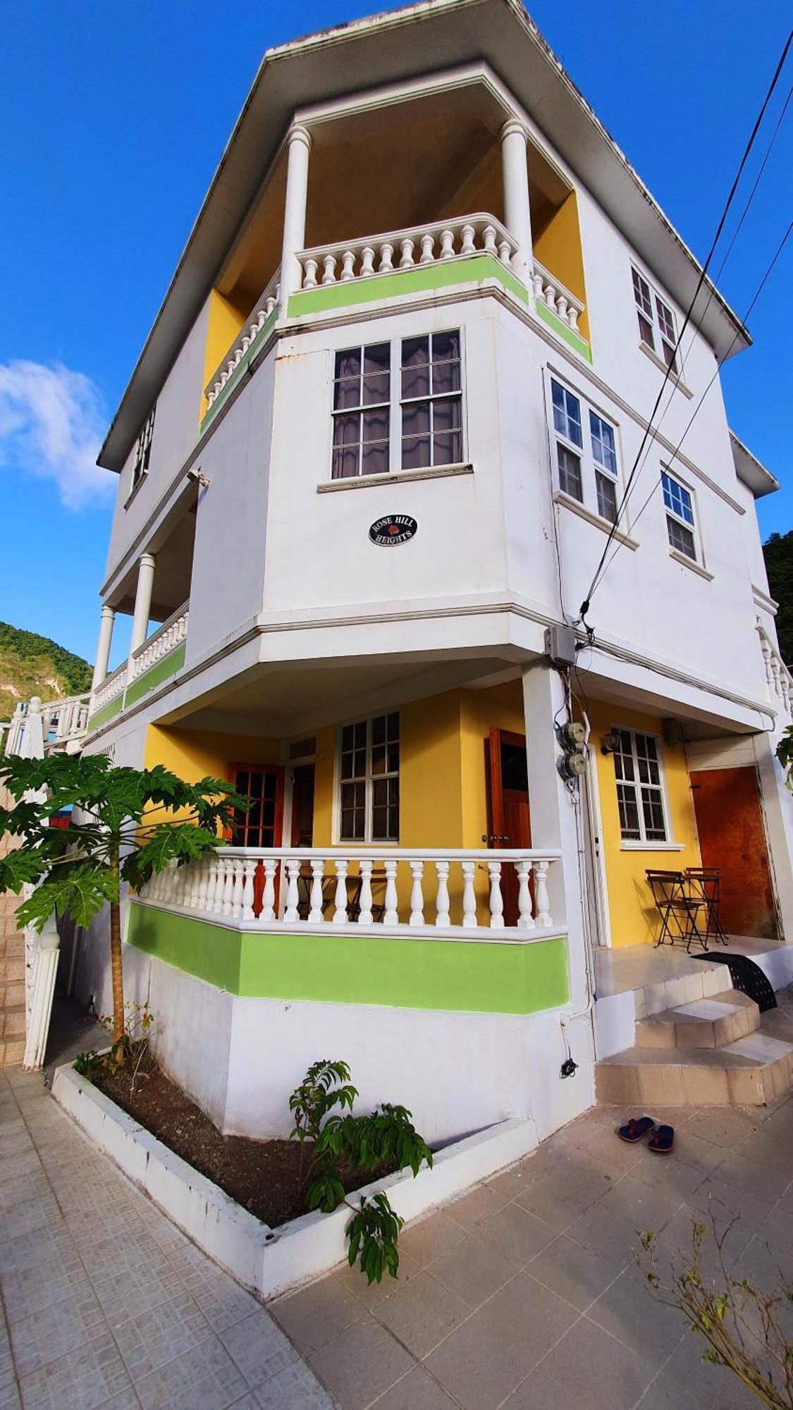 Rosehill Heights Modern 4 Bedroom Vacation Rental Soufriere Dış mekan fotoğraf