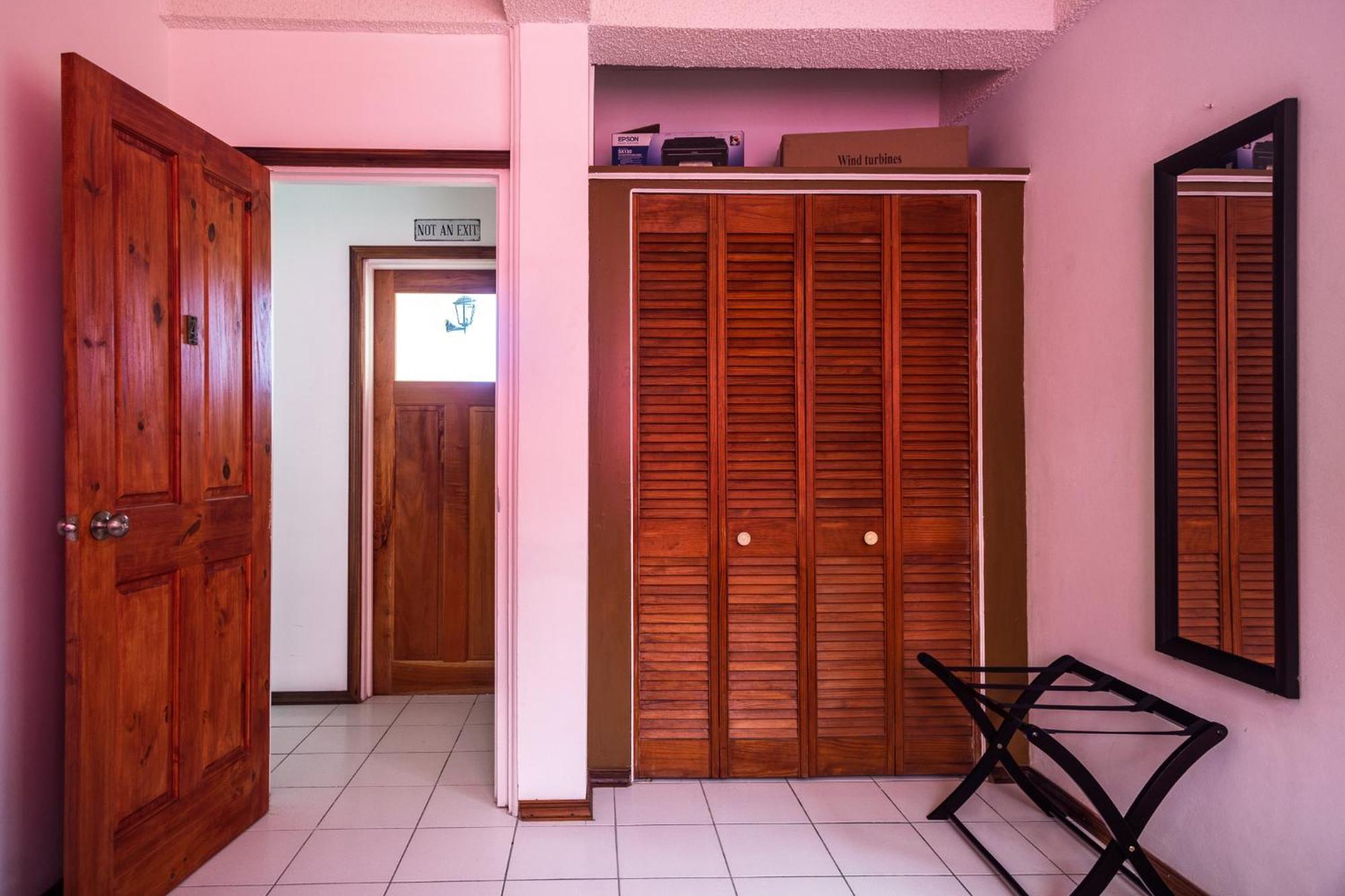 Rosehill Heights Modern 4 Bedroom Vacation Rental Soufriere Dış mekan fotoğraf